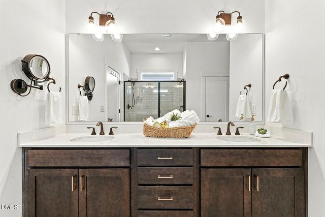 905 Whistable Avenue, Wake Forest, NC 27587