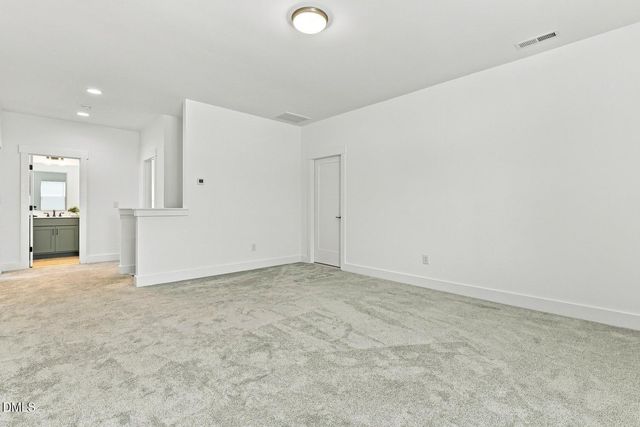 905 Whistable Avenue, Wake Forest, NC 27587