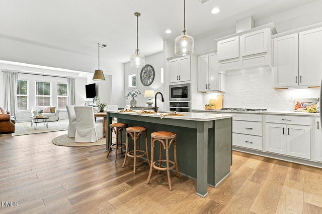 905 Whistable Avenue, Wake Forest, NC 27587