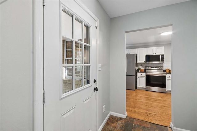 811 Wayland Court SE, Smyrna, GA 30080