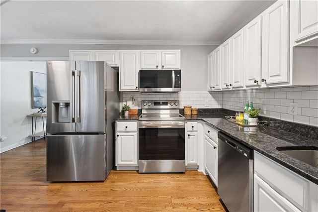811 Wayland Court SE, Smyrna, GA 30080