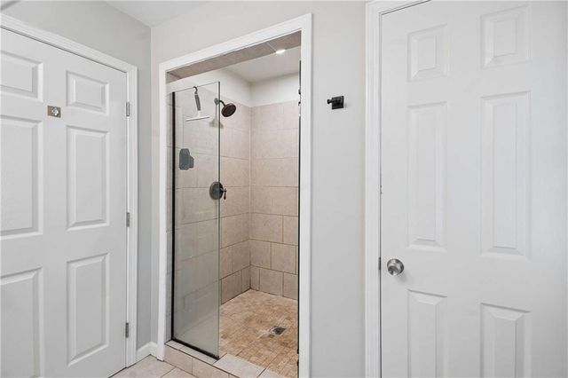 811 Wayland Court SE, Smyrna, GA 30080
