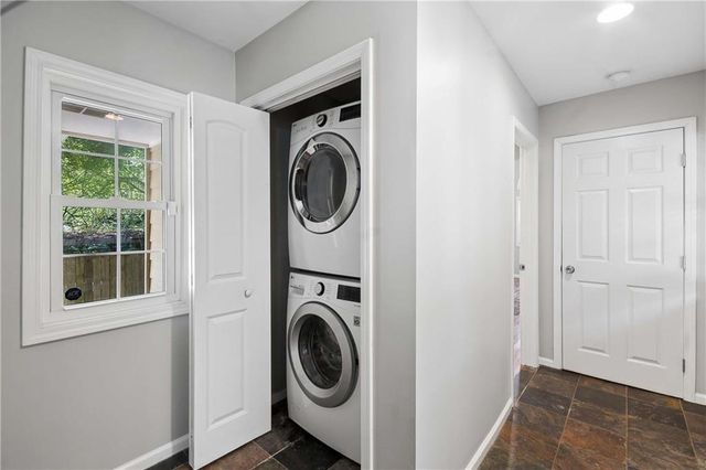811 Wayland Court SE, Smyrna, GA 30080