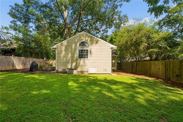 811 Wayland Court SE, Smyrna, GA 30080