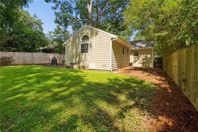 811 Wayland Court SE, Smyrna, GA 30080