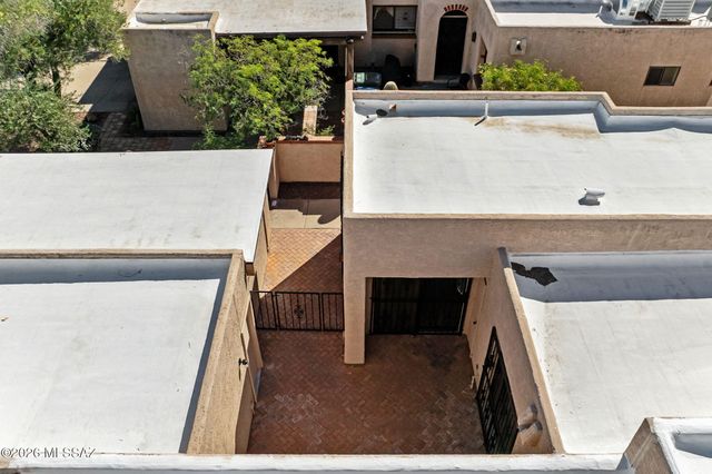 1431 N Camino Emiliano, Tucson, AZ 85745
