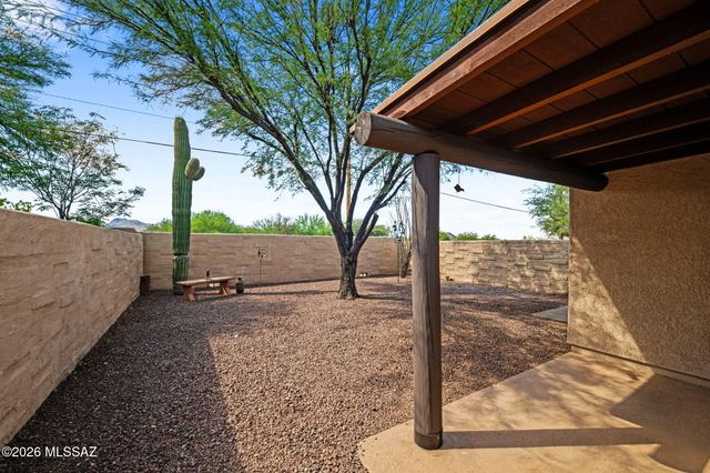 1431 N Camino Emiliano, Tucson, AZ 85745