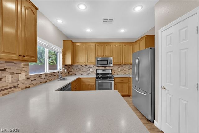 10592 Calico Pines Avenue, Las Vegas, NV 89135