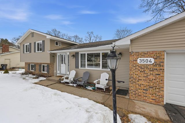 3504 York Street, Norton Shores, MI 49441
