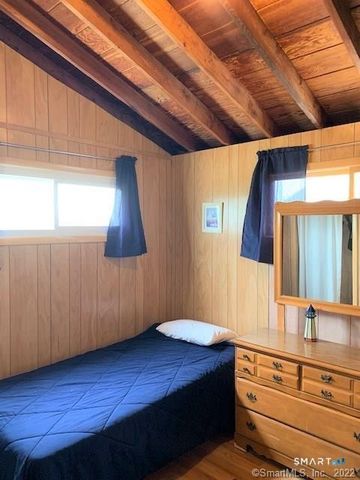 17 Barnes Road, Old Saybrook, CT 06475
