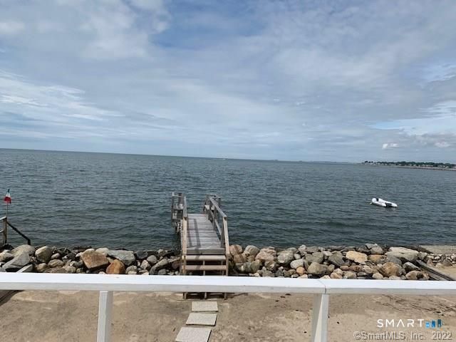 17 Barnes Road, Old Saybrook, CT 06475