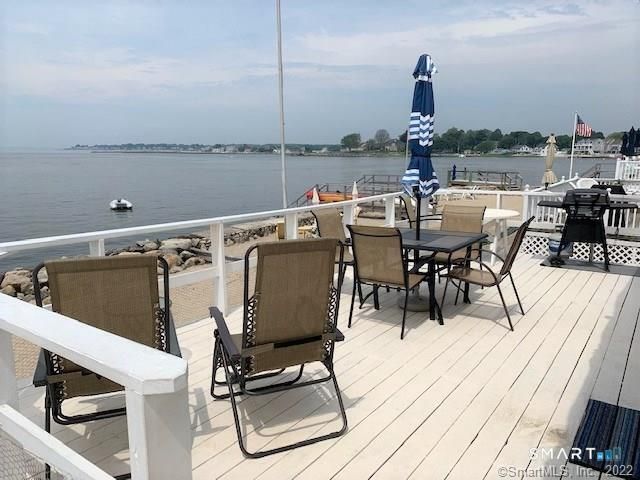 17 Barnes Road, Old Saybrook, CT 06475