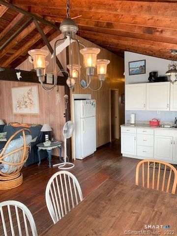 17 Barnes Road, Old Saybrook, CT 06475