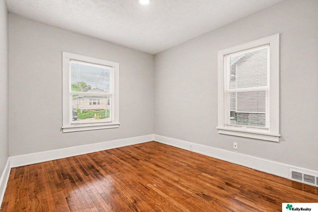 2573 Whitmore Street, Omaha, NE 68112