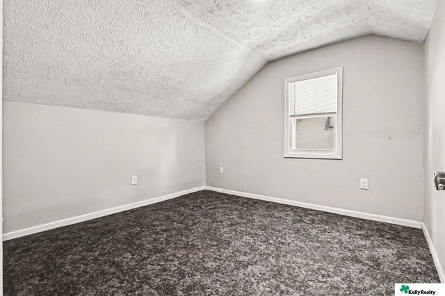 2573 Whitmore Street, Omaha, NE 68112