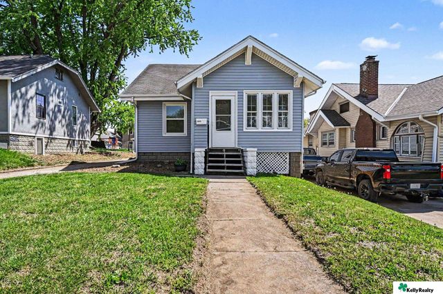 2573 Whitmore Street, Omaha, NE 68112