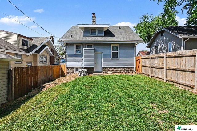 2573 Whitmore Street, Omaha, NE 68112