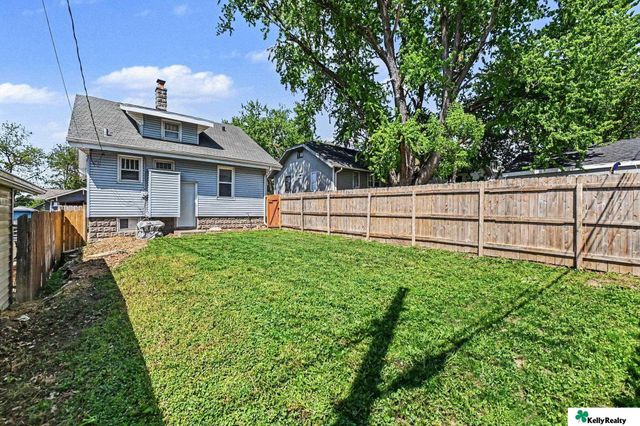 2573 Whitmore Street, Omaha, NE 68112