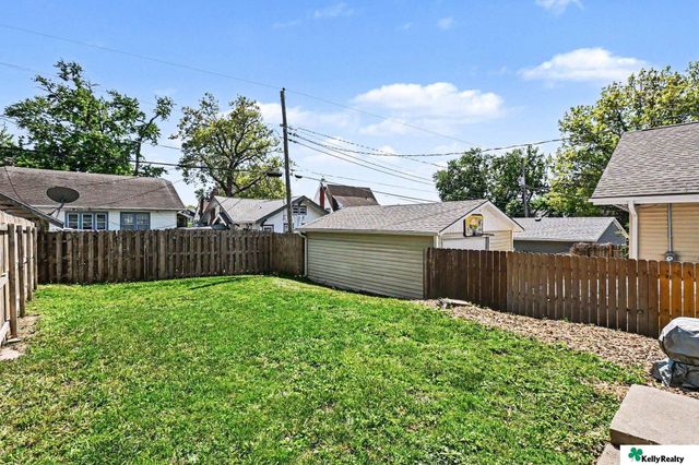 2573 Whitmore Street, Omaha, NE 68112