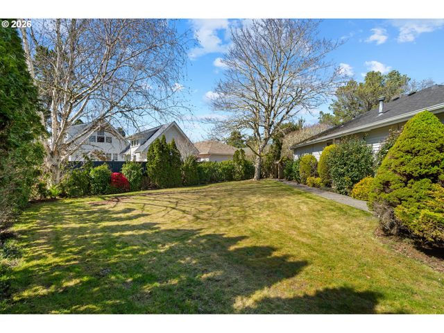 1480 S EDGEWOOD St, Seaside, OR 97138