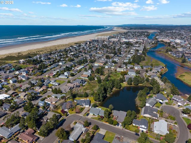 1480 S EDGEWOOD St, Seaside, OR 97138