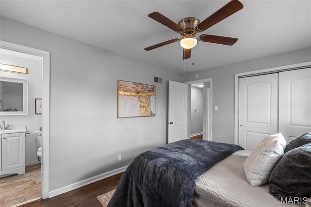 6064 W Cabanne Place, St Louis, MO 63112