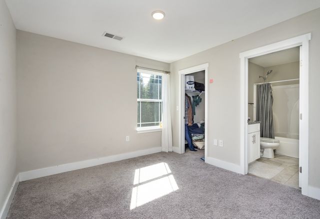 1043 Wells Way, Spring Hill, TN 37174