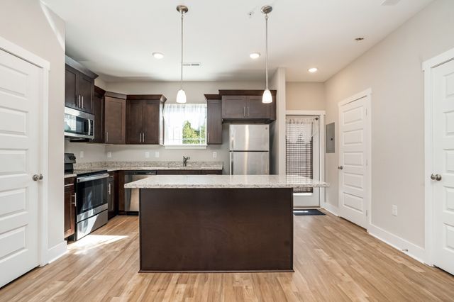 1043 Wells Way, Spring Hill, TN 37174