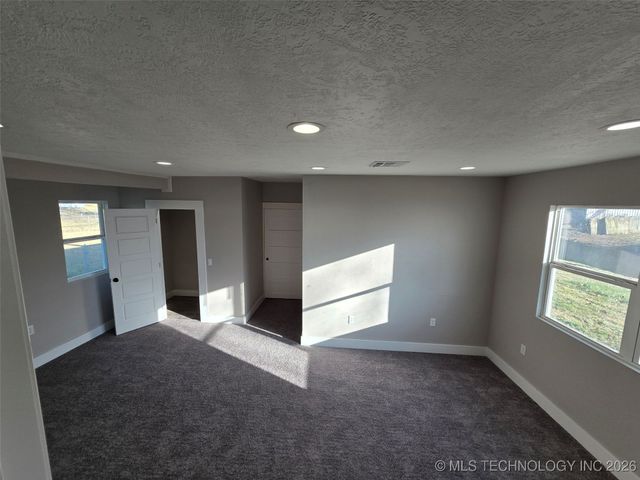 416 S 6th, Mcalester, OK 74501