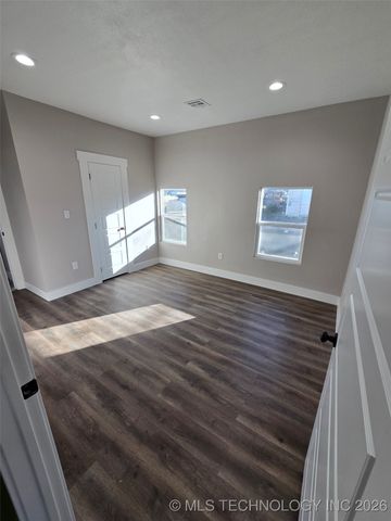 416 S 6th, Mcalester, OK 74501