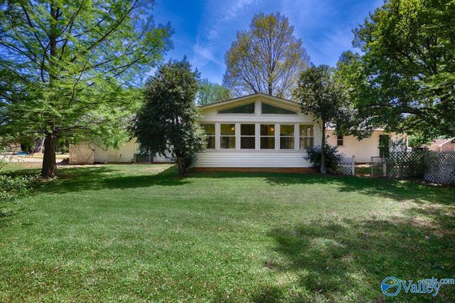 105 Lynbrook Blvd, Madison, AL 35758