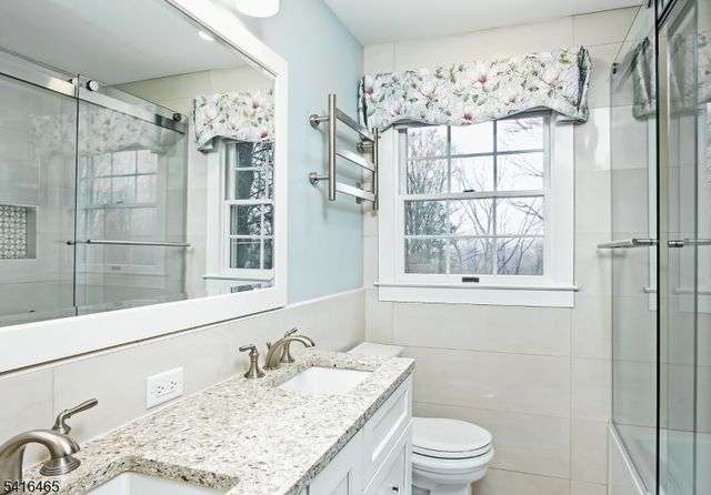 3 Overlook Ter, Chester Twp., NJ 07930