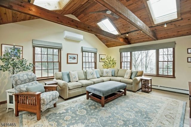 3 Overlook Ter, Chester Twp., NJ 07930