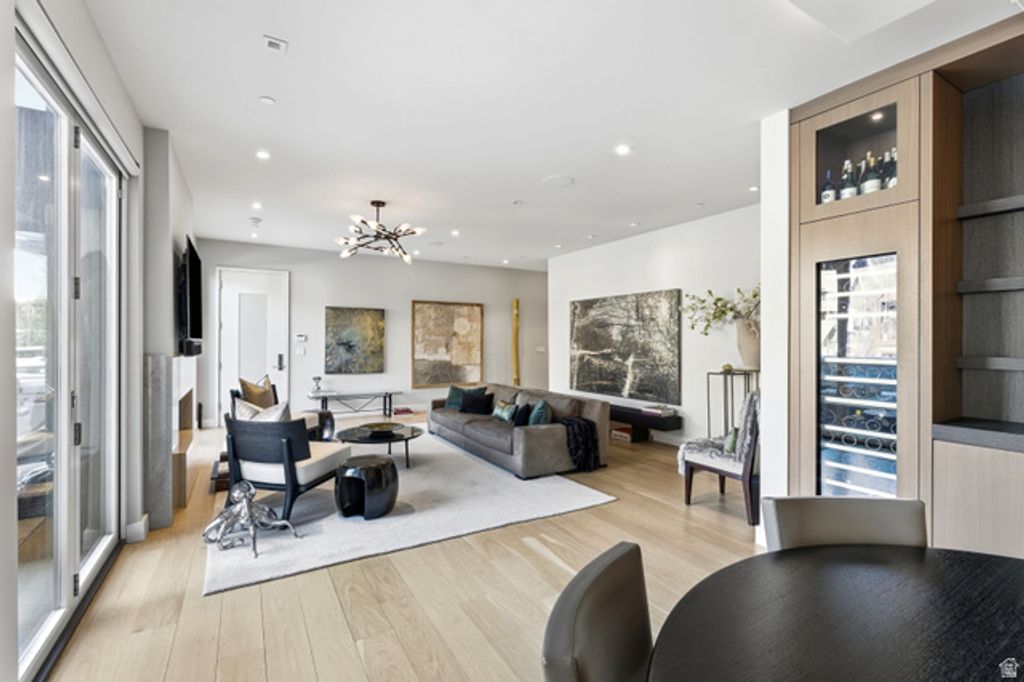 Image 13 of property listing at 300 DEER VALLEY DR #RES A, Park City, UT 84060