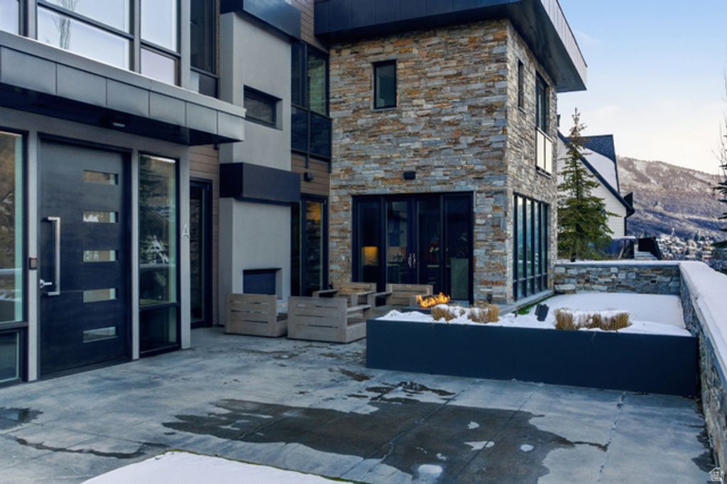 Image 127 of property listing at 300 DEER VALLEY DR #RES A, Park City, UT 84060