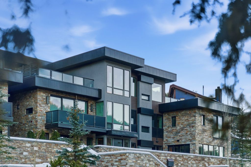 Image 136 of property listing at 300 DEER VALLEY DR #RES A, Park City, UT 84060