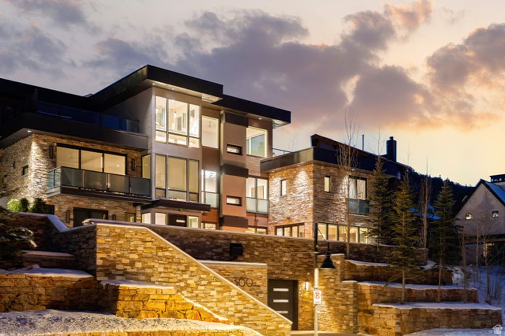 Image 94 of property listing at 300 DEER VALLEY DR #RES A, Park City, UT 84060