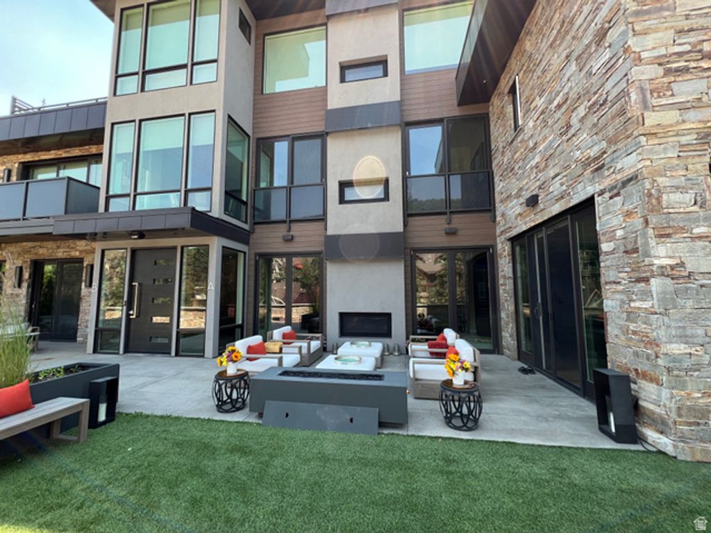 Image 97 of property listing at 300 DEER VALLEY DR #RES A, Park City, UT 84060