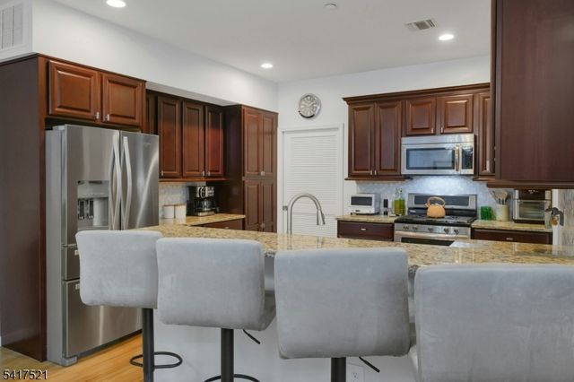 16 Main St D6, Sparta Twp., NJ 07871