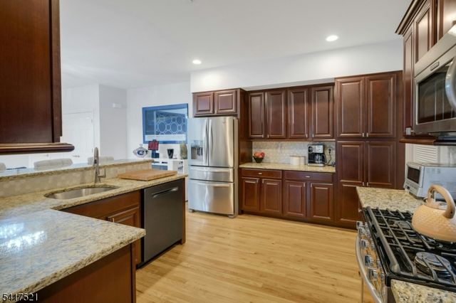 16 Main St D6, Sparta Twp., NJ 07871