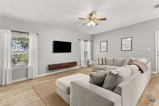 595 Aspen, Fischer, TX 78623