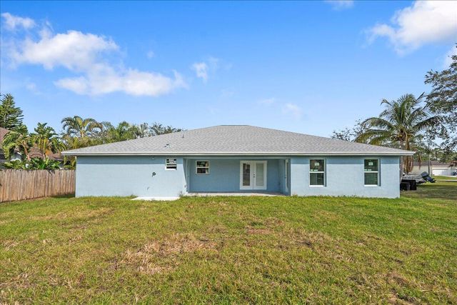 1238 SW Milan Lane, Port St. Lucie, FL 34953