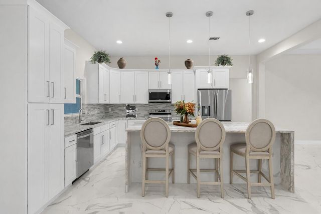 1238 SW Milan Lane, Port St. Lucie, FL 34953