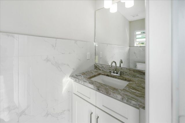 1238 SW Milan Lane, Port St. Lucie, FL 34953