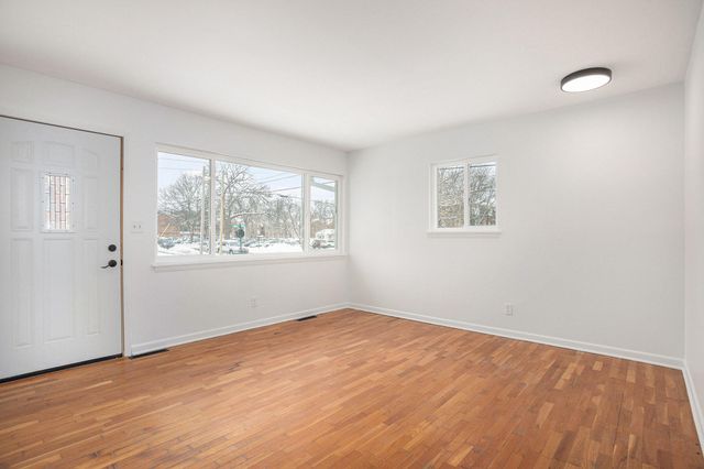 305 S Mingo Street, Albion, MI 49224