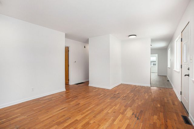 305 S Mingo Street, Albion, MI 49224