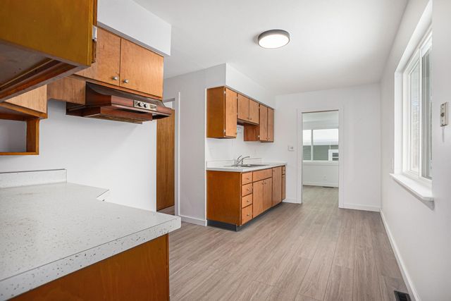 305 S Mingo Street, Albion, MI 49224