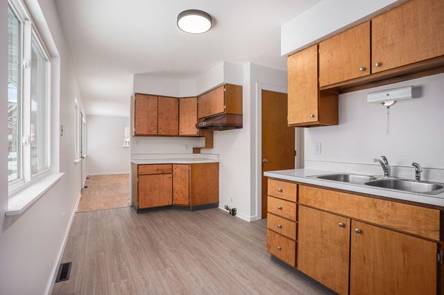 305 S Mingo Street, Albion, MI 49224