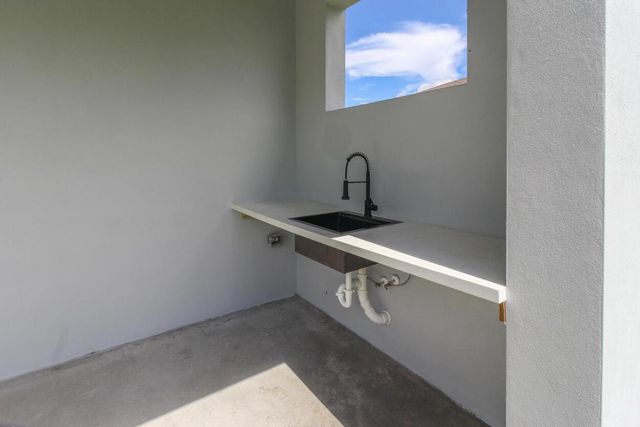 850 SW Abingdon Avenue, Port St. Lucie, Port St Lucie, FL 34953