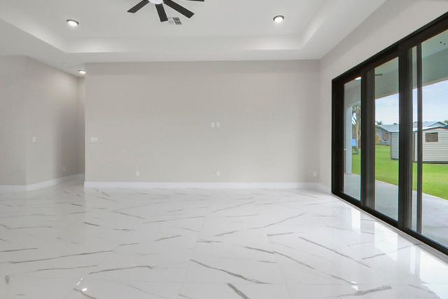 850 SW Abingdon Avenue, Port St. Lucie, Port St Lucie, FL 34953